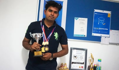 Scholarship given to Dice students
